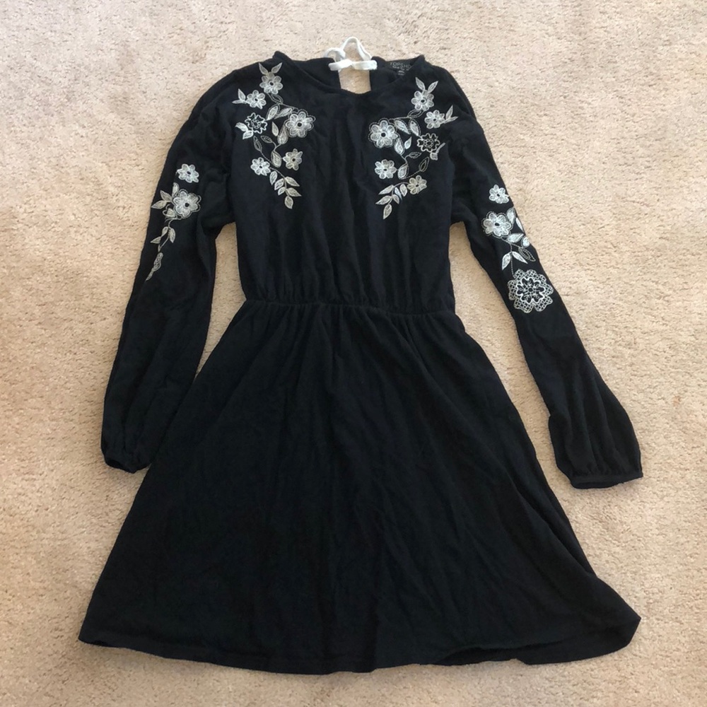 Top Shop embroidered sweater dress!